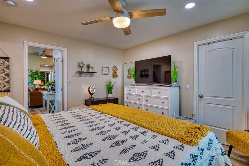 2054 Parker Dam Road, Unit E8 Earp, CA 92242 - Photo 38 of 75 a bedroom with a bed and a flat screen tv