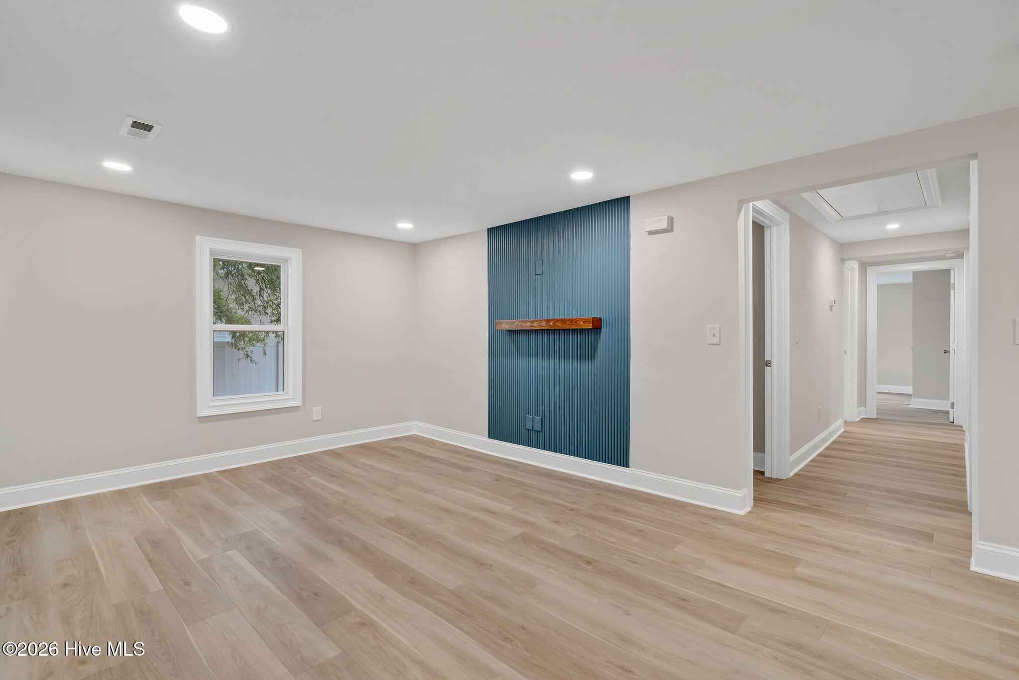 615 South Raleigh Street Wallace, NC 28466 - Photo 6 of 34 Gallery Image 6