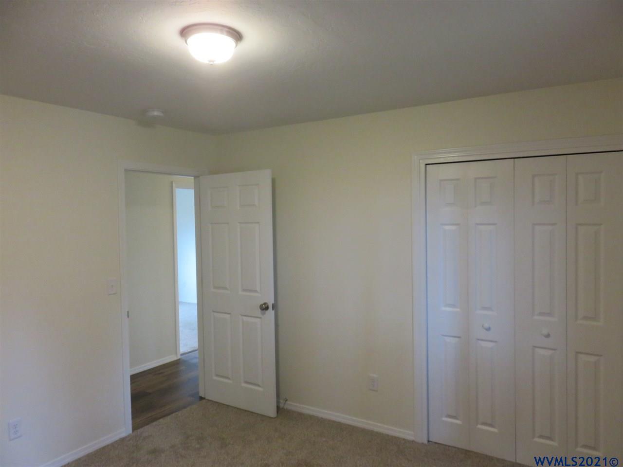 18990 Falls City Road Dallas, OR 97338 - Photo 28 of 42 a view of an empty room