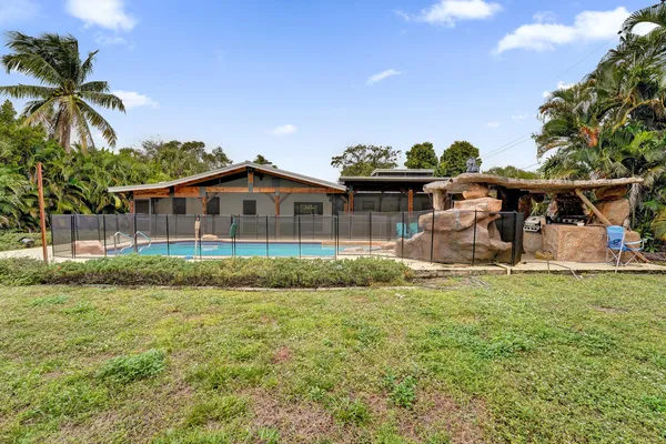 $5,200 | 5612 Harding Street, Hollywood, FL 33021