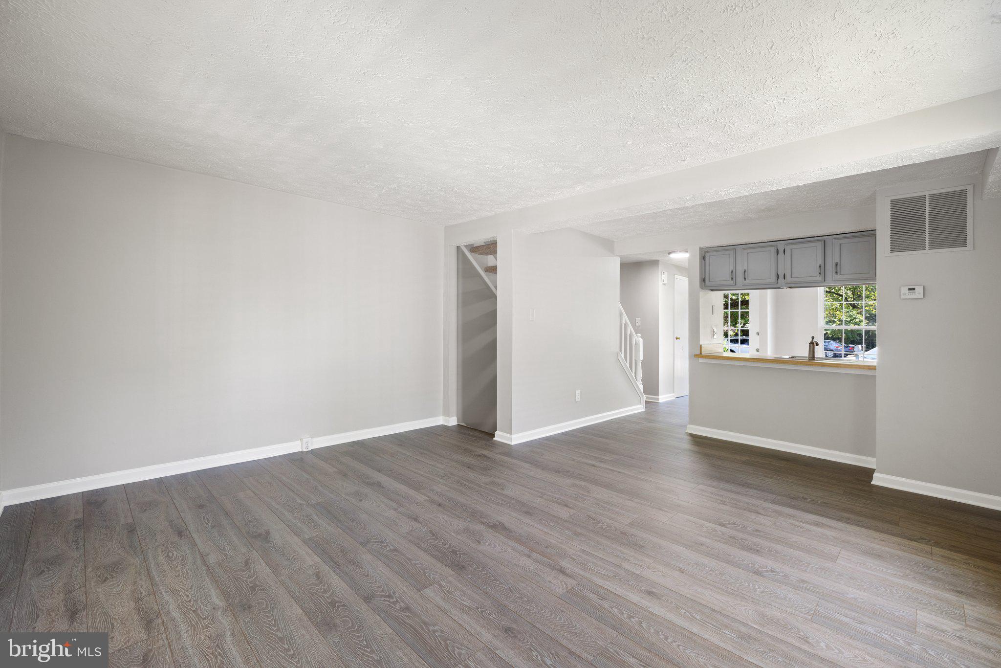 1665 Fieldthorn Drive Reston, VA 20194 - Photo 10 of 38