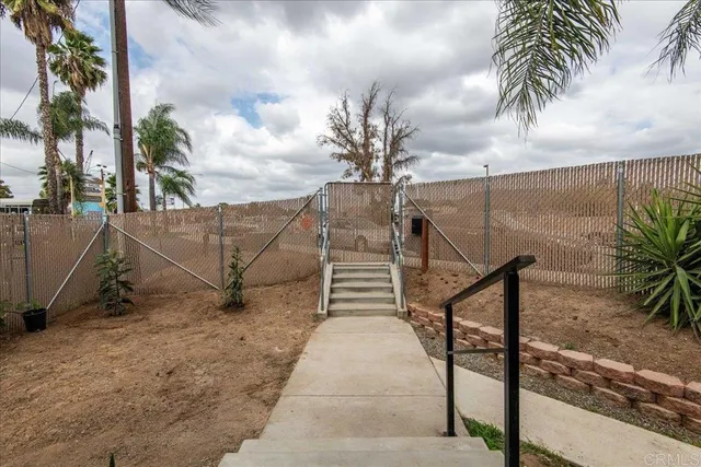 $675,000 | 9742 Los Coches Road, Lakeside, CA 92040