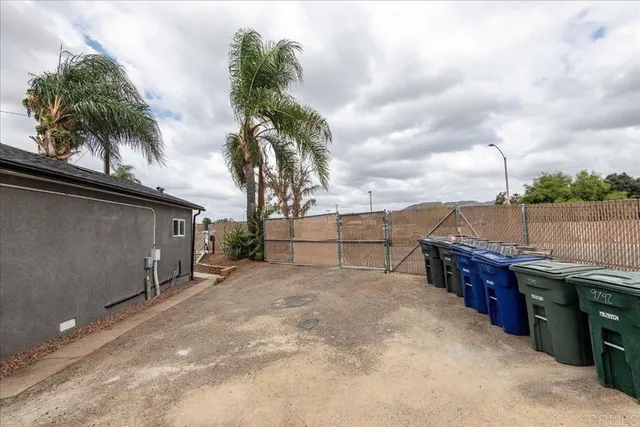 $675,000 | 9742 Los Coches Road, Lakeside, CA 92040