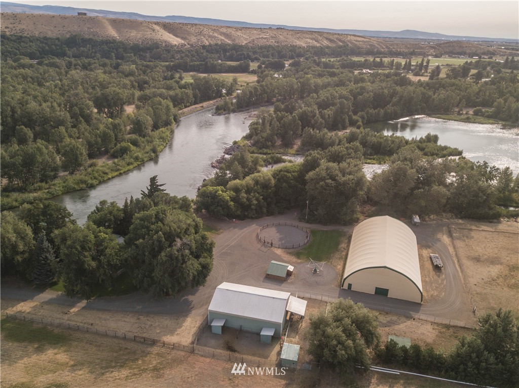 830 Wade Road Thorp, WA 98946 - Photo 16 of 25 Gallery Image 16
