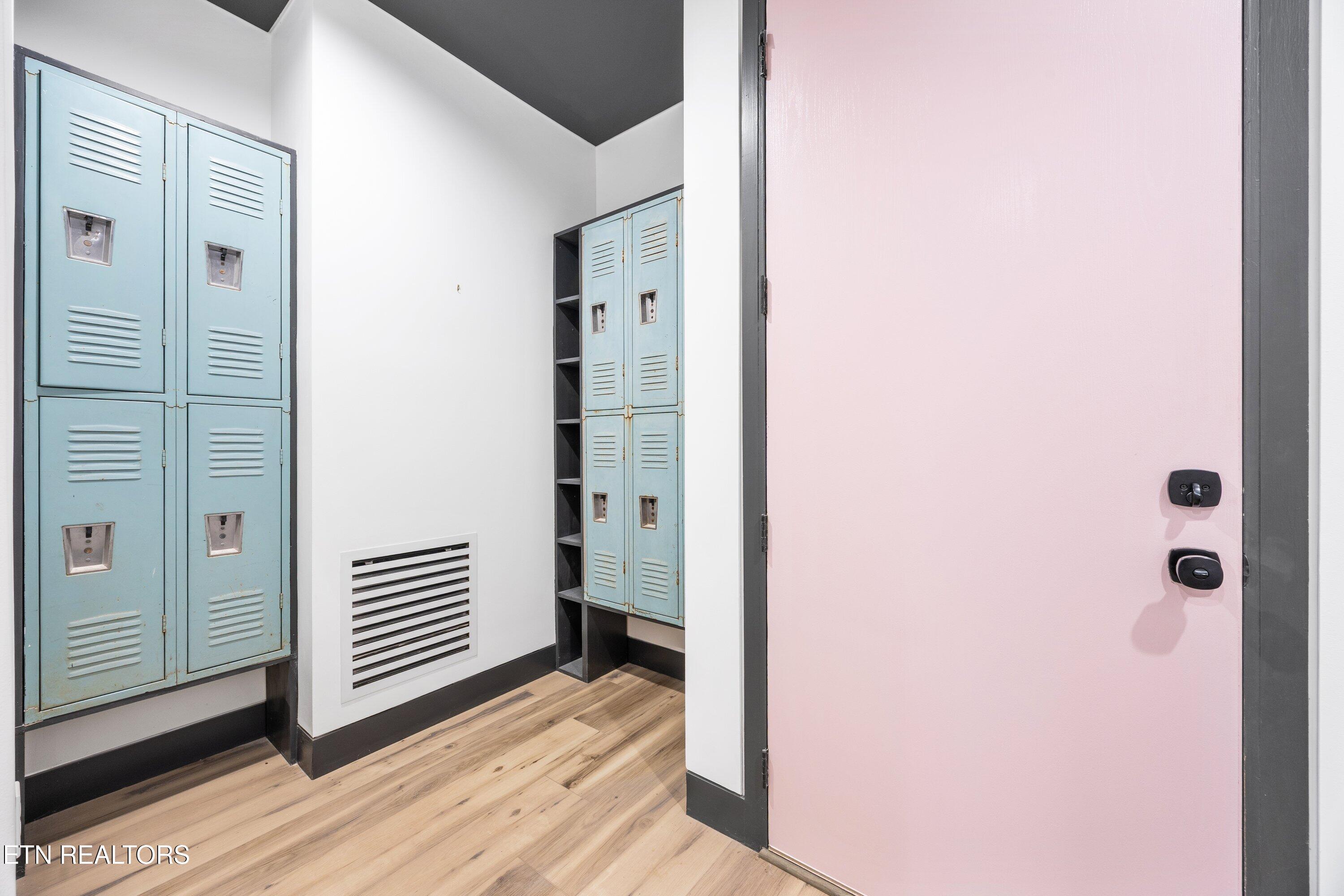 210 Granite Drive Sevierville, TN 37876 - Photo 15 of 37 210 Granite Dr -12