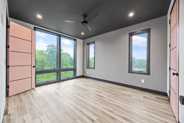 $694,000 | 210 Granite Drive, Sevierville, TN 37876