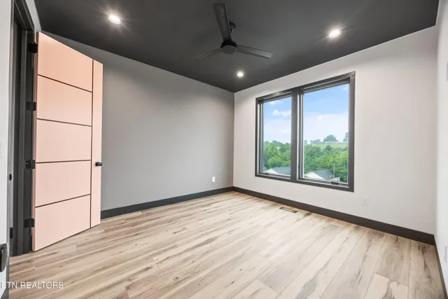 $694,000 | 210 Granite Drive, Sevierville, TN 37876