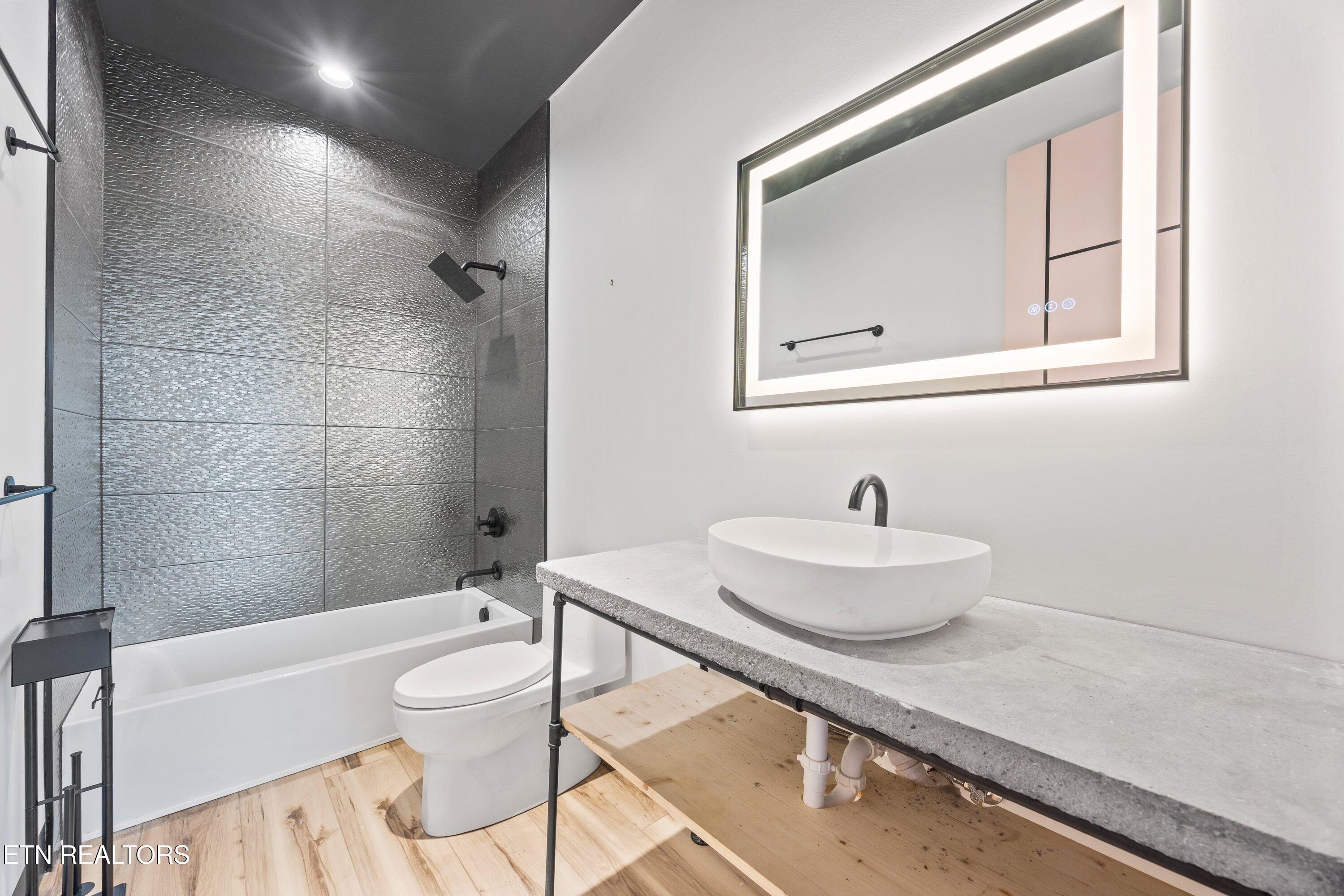 210 Granite Drive Sevierville, TN 37876 - Photo 26 of 37 210 Granite Dr -17