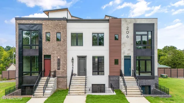 $694,000 | 210 Granite Drive, Sevierville, TN 37876