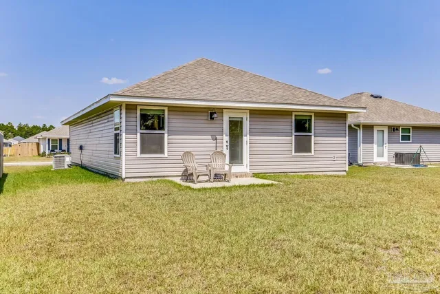 $1,895 | 6323 June Bug Drive, Milton, FL 32583