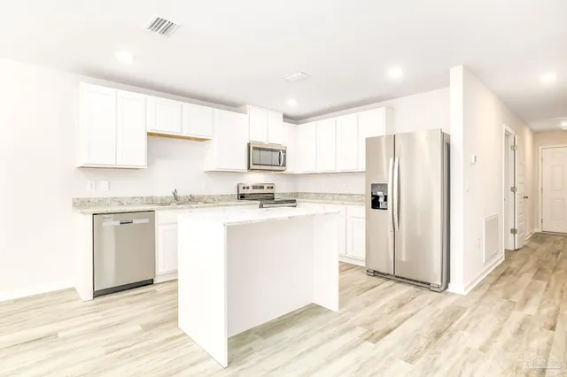 $1,895 | 6323 June Bug Drive, Milton, FL 32583