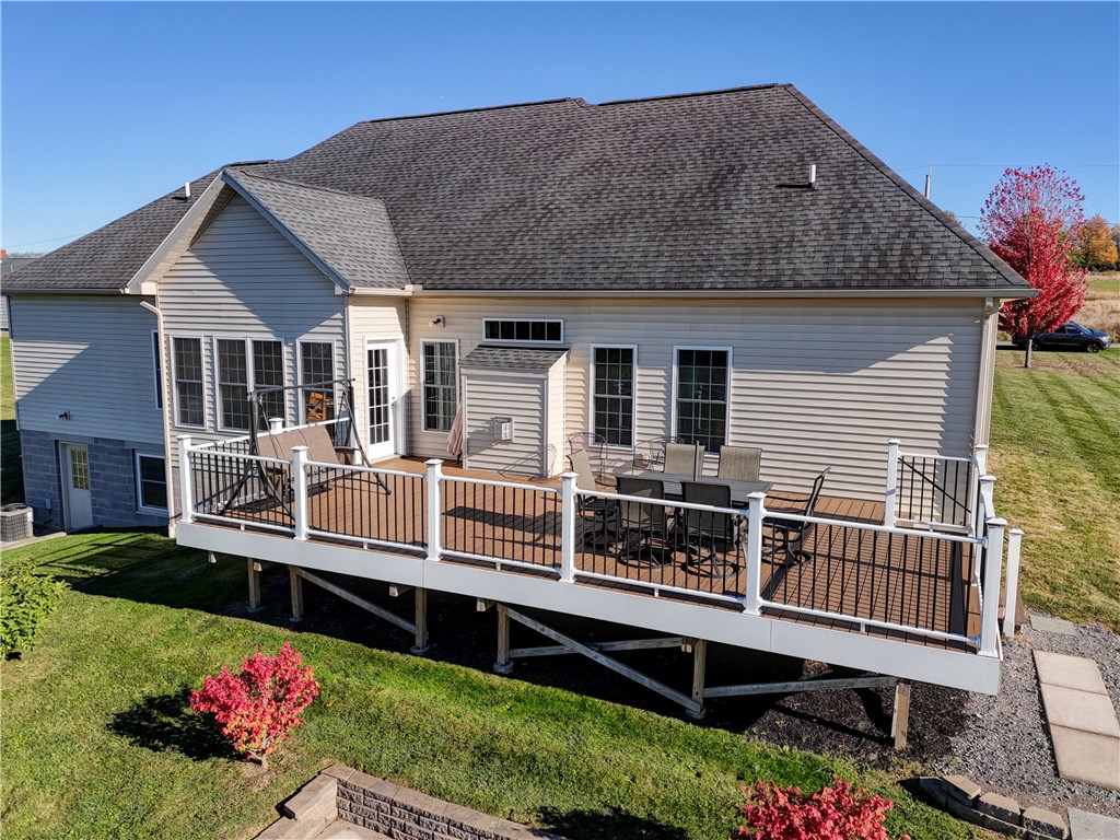 691 Telephone Road Henrietta, NY 14586 - Photo 6 of 41