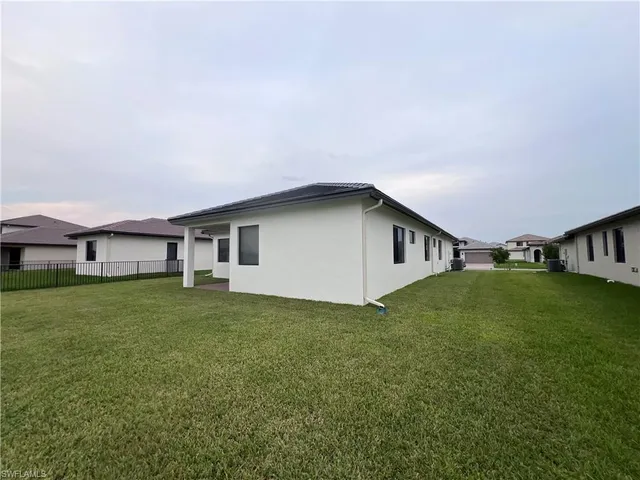 $2,800 | 5261 Lamone Ln Avenue, Immokalee, FL 34142