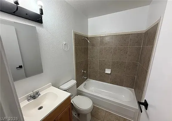 $1,375 | 4750 Thunderbolt Avenue, Unit 3, Las Vegas, NV 89115