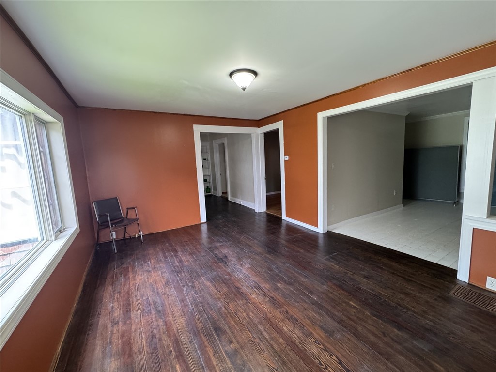 7 Sheldon Street Norwich, NY 13815 - Photo 13 of 48 Family Room