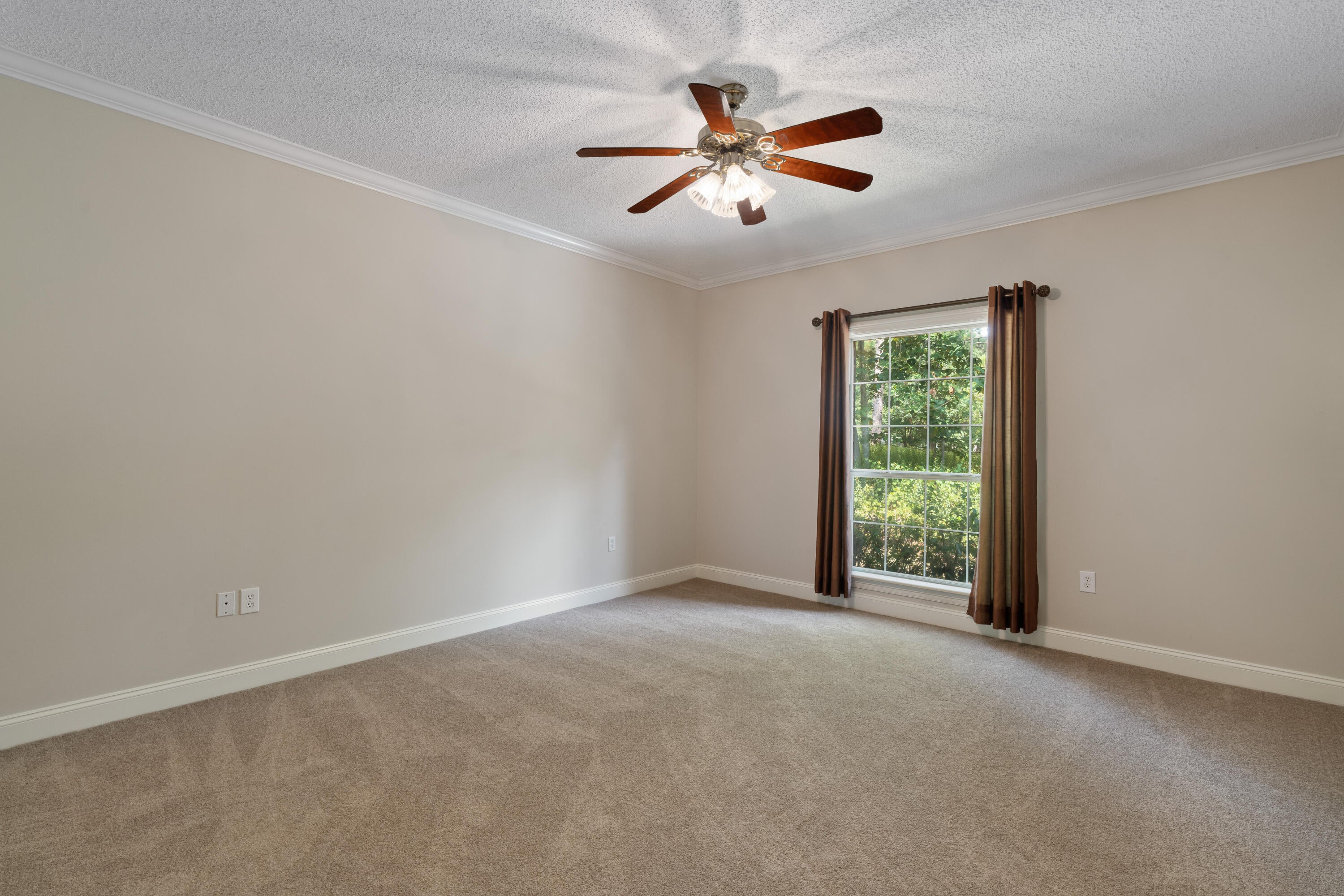 4 Woodleaf Street Hattiesburg, MS 39402 - Photo 29 of 42 Gallery Image 29