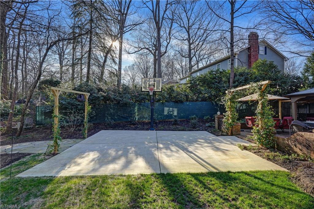 2900 St Regis Road Greensboro, NC 27408 - Photo 38 of 46