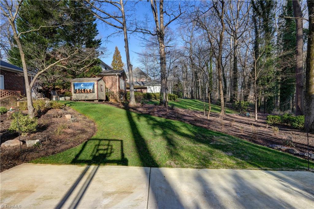 2900 St Regis Road Greensboro, NC 27408 - Photo 39 of 46