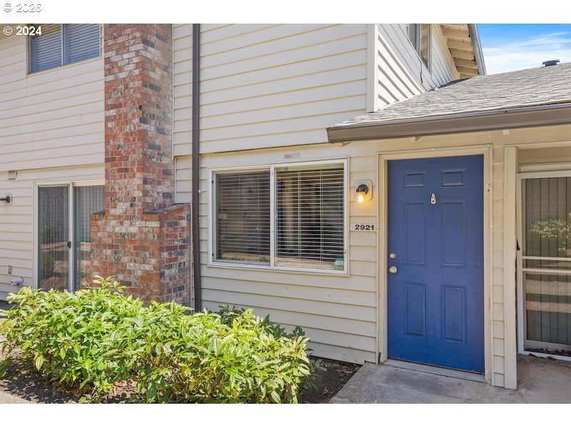 2921 Northeast Rene Avenue, Unit 15B Gresham, OR 97030 - Photo 1 of 22