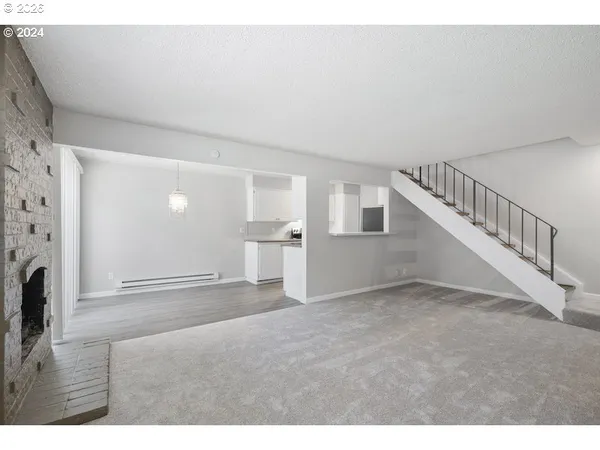 $179,950 | 2921 Northeast Rene Avenue, Unit 15B, Gresham, OR 97030