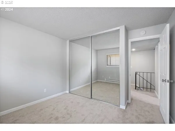 $179,950 | 2921 Northeast Rene Avenue, Unit 15B, Gresham, OR 97030
