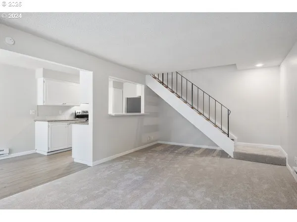 $179,950 | 2921 Northeast Rene Avenue, Unit 15B, Gresham, OR 97030