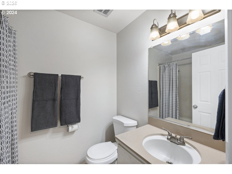 2921 Northeast Rene Avenue, Unit 15B Gresham, OR 97030 - Photo 9 of 22