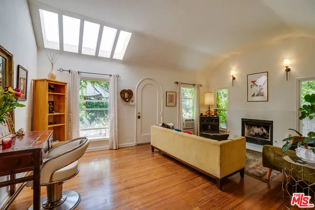 $1,145,000 | 523 South Coronado Street, Los Angeles, CA 90057