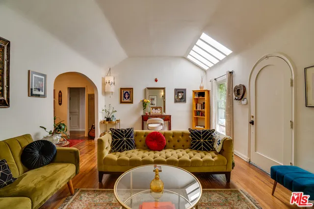 $1,145,000 | 523 South Coronado Street, Los Angeles, CA 90057