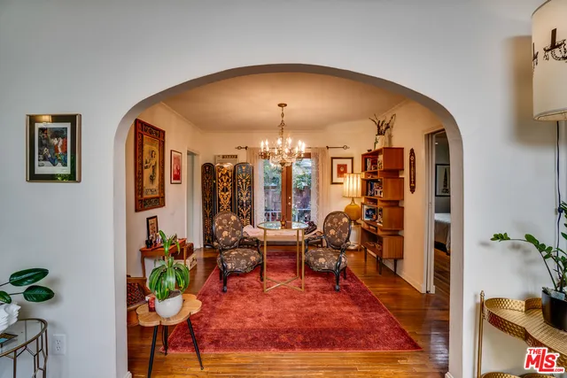 $1,145,000 | 523 South Coronado Street, Los Angeles, CA 90057