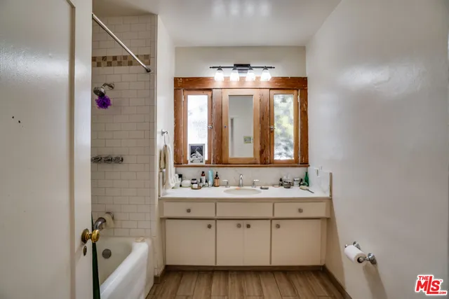 $1,145,000 | 523 South Coronado Street, Los Angeles, CA 90057