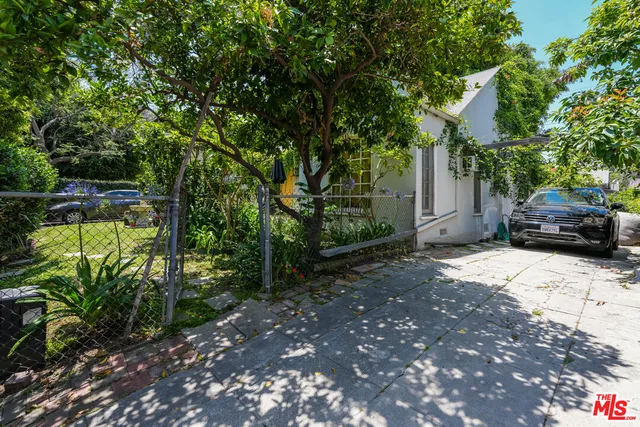 $1,145,000 | 523 South Coronado Street, Los Angeles, CA 90057