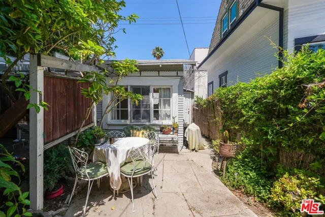 $1,145,000 | 523 South Coronado Street, Los Angeles, CA 90057