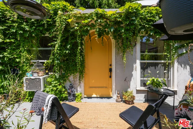 $1,145,000 | 523 South Coronado Street, Los Angeles, CA 90057