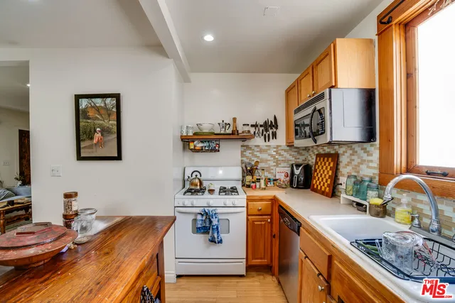 $1,145,000 | 523 South Coronado Street, Los Angeles, CA 90057