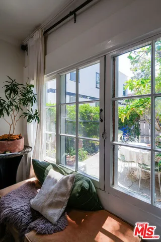 $1,145,000 | 523 South Coronado Street, Los Angeles, CA 90057