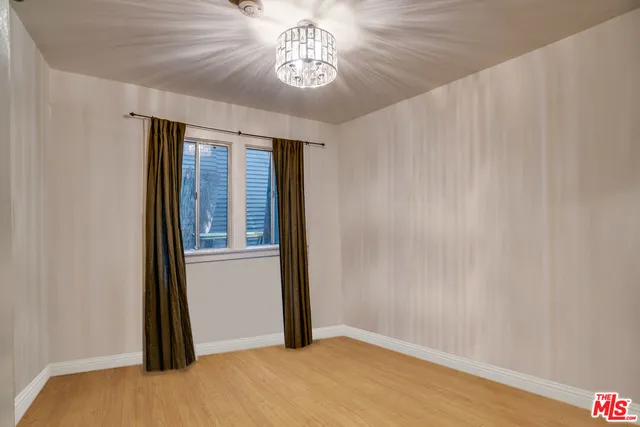 $1,145,000 | 523 South Coronado Street, Los Angeles, CA 90057