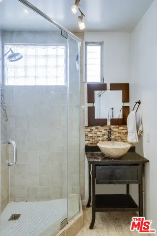 $1,145,000 | 523 South Coronado Street, Los Angeles, CA 90057