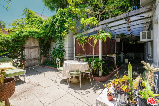 $1,145,000 | 523 South Coronado Street, Los Angeles, CA 90057