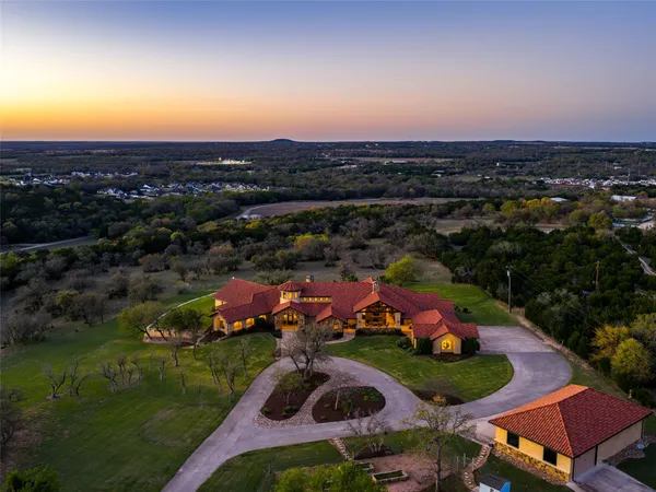 $4,490,000 | 600 County Road 257, Liberty Hill, TX 78642
