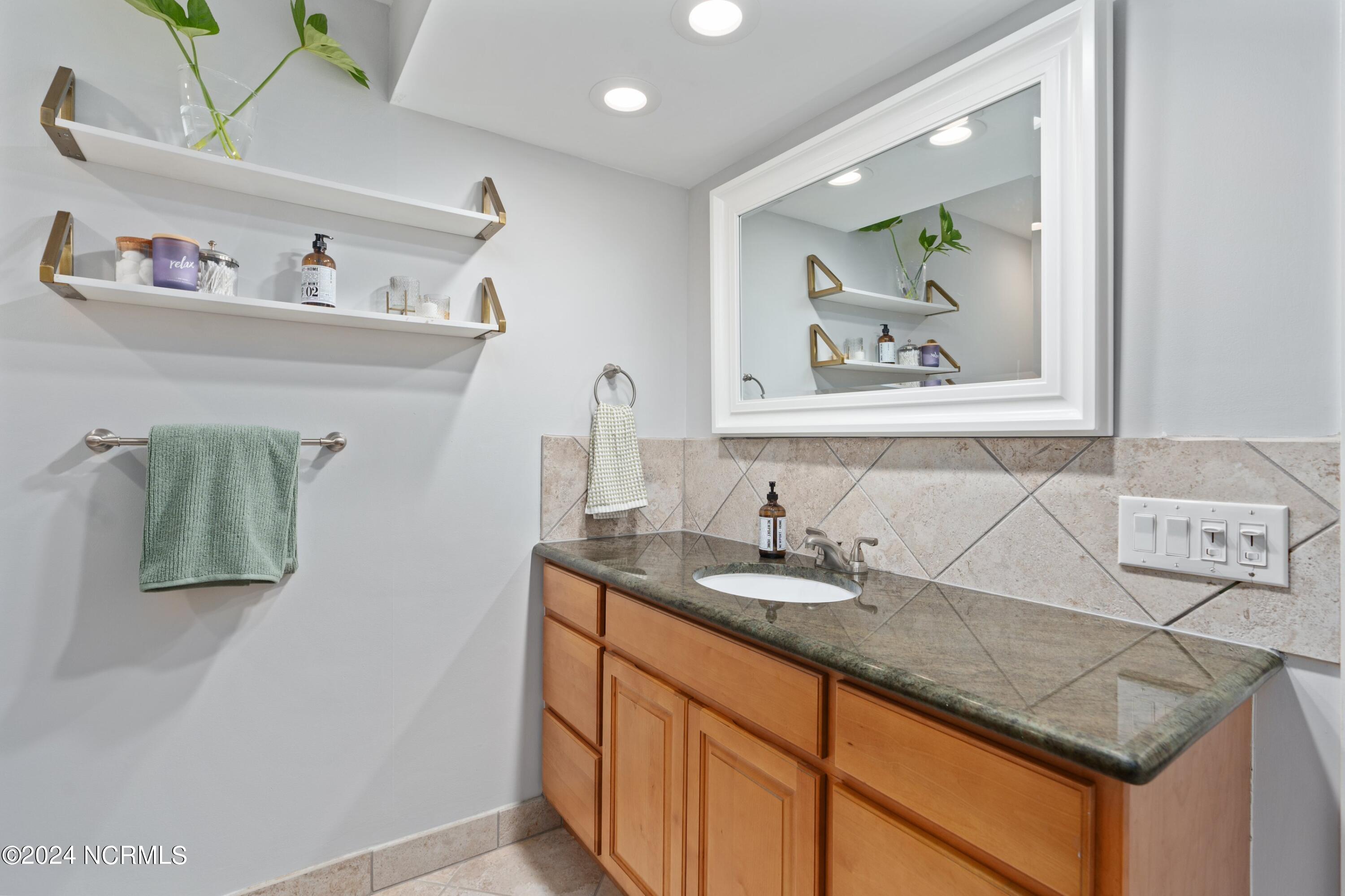1408 Robin Hood Road Wilmington, NC 28401 - Photo 24 of 44 023-1408RobinhoodRoad-Wilmington-NC-2840