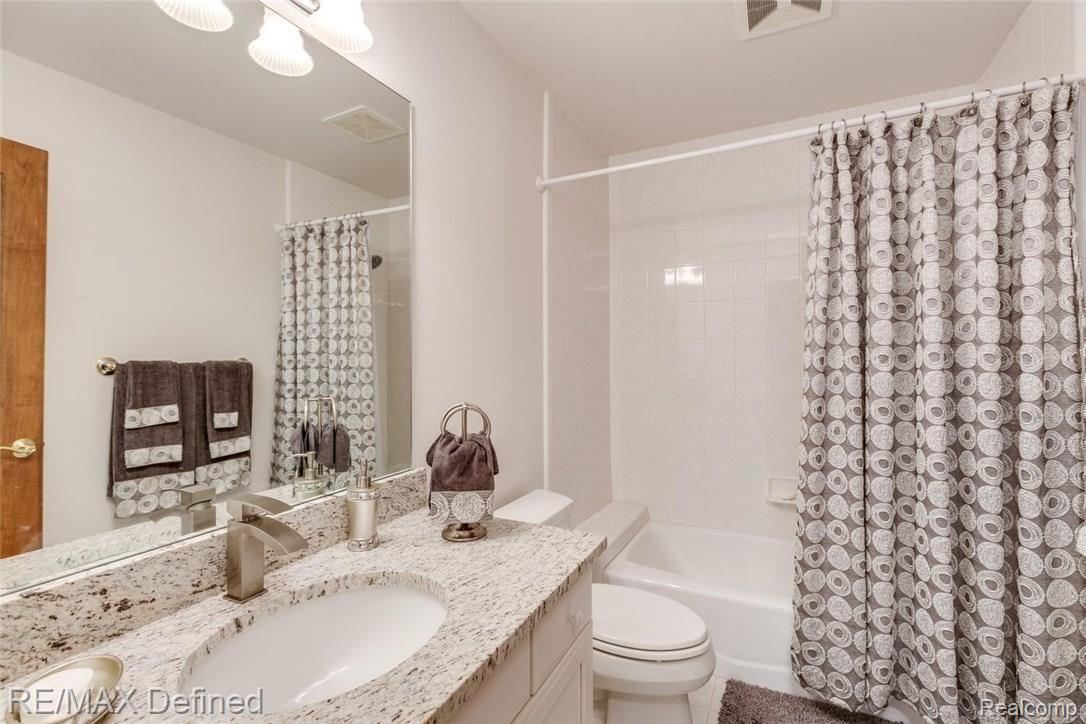 4675 Goodison Pl Drive Rochester, MI 48306 - Photo 36 of 48 4675 Goodison Pl Dr Rochester-large-051-23-4675 Goodison Place Drive00051-1500x1000-72dpi.jpg