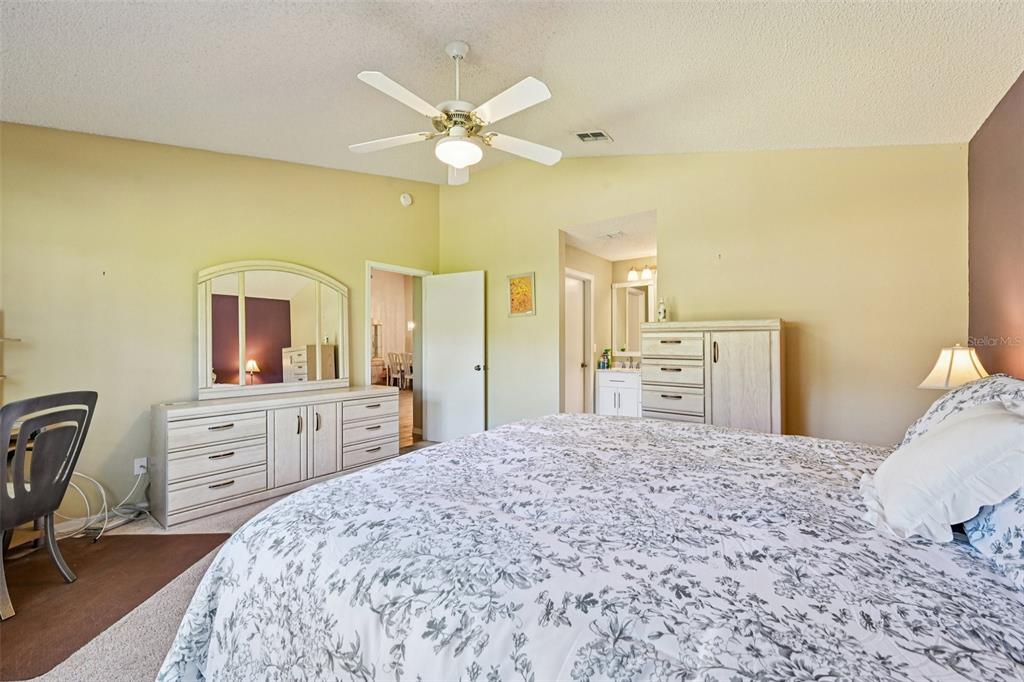 2215 Olive Branch Drive Sun City Center, FL 33573 - Photo 15 of 60