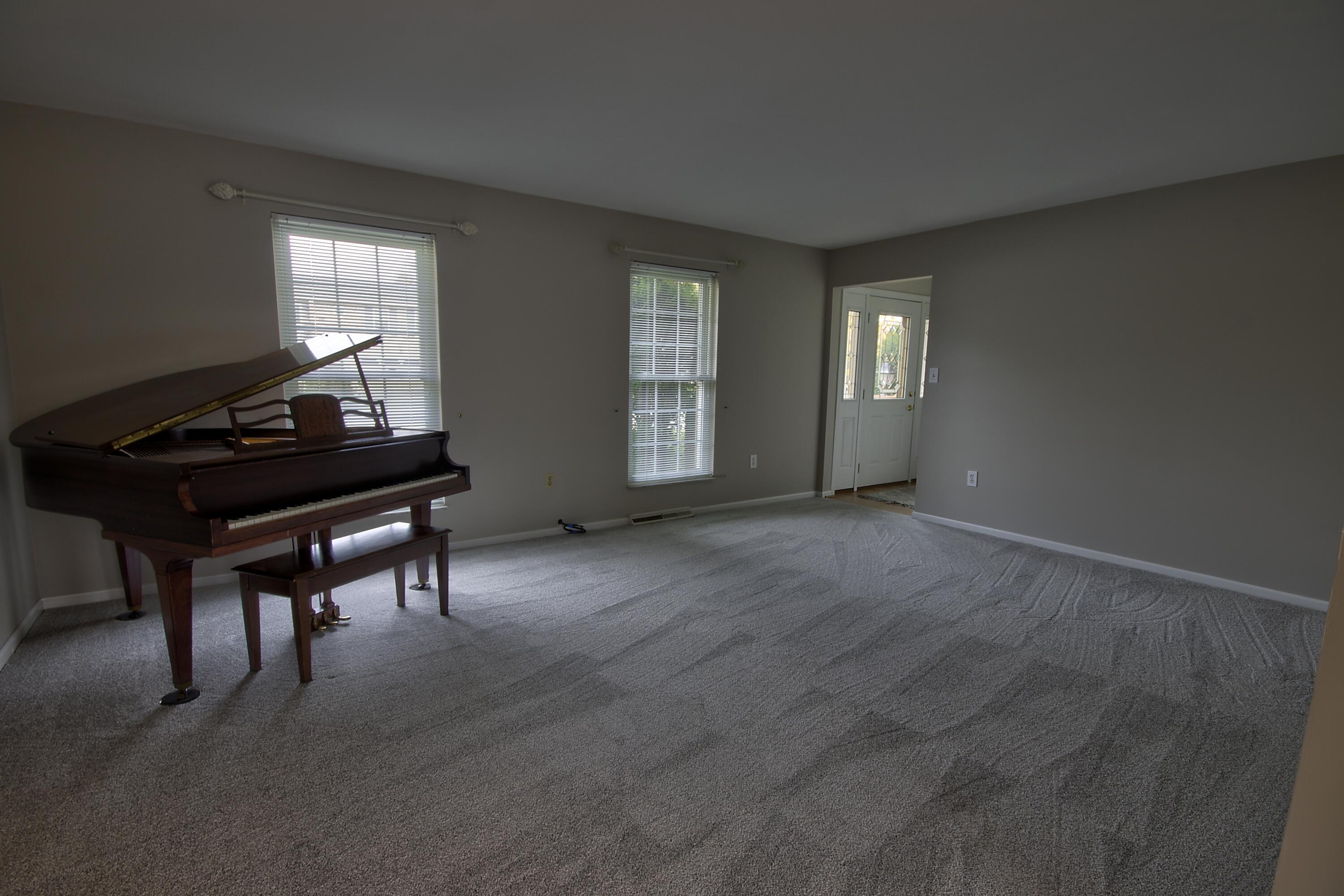 3077 Treetop Way Fort Mitchell, KY 41017 - Photo 3 of 21