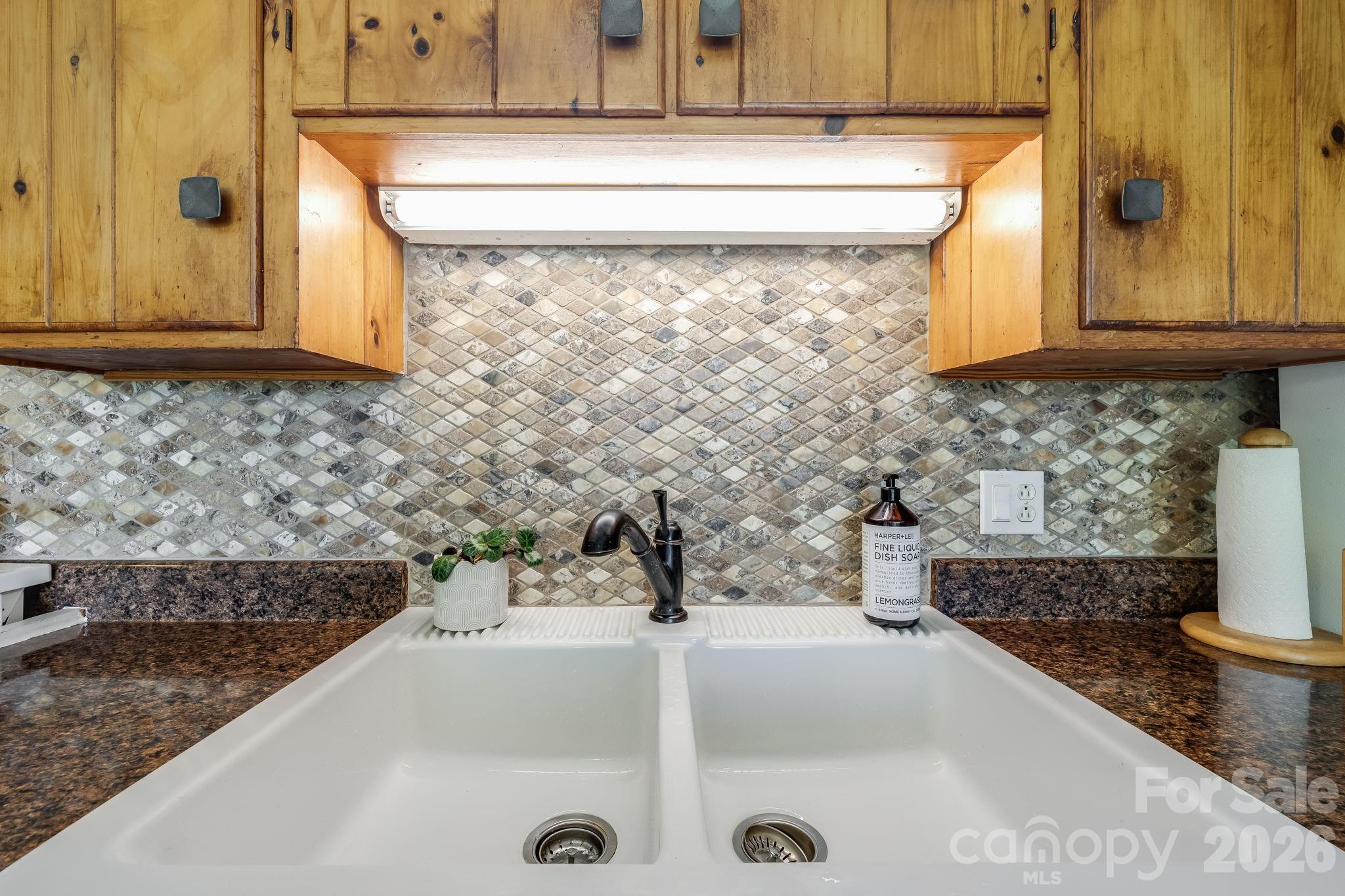 258 Old Homestead Road Hendersonville, NC 28739 - Photo 15 of 48 Gallery Image 15
