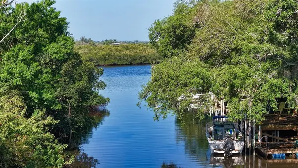 $1,100,000 | 1812 54th Street East, Bradenton, FL 34208