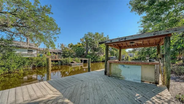 $1,100,000 | 1812 54th Street East, Bradenton, FL 34208