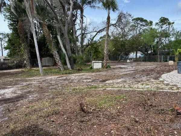 $1,100,000 | 1812 54th Street East, Bradenton, FL 34208