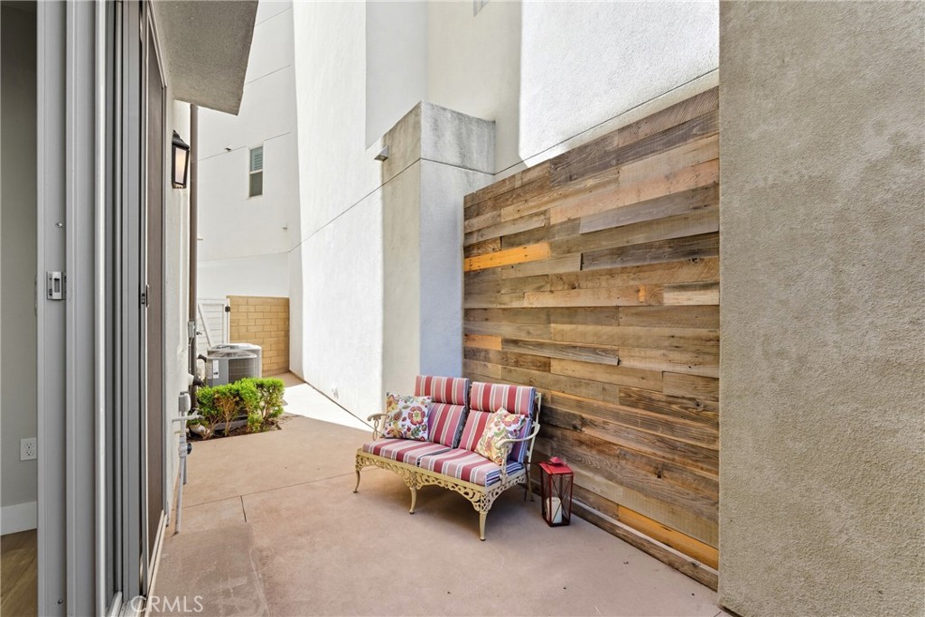186 Stellar Irvine, CA 92618 - Photo 14 of 46 a view of balcony with furniture