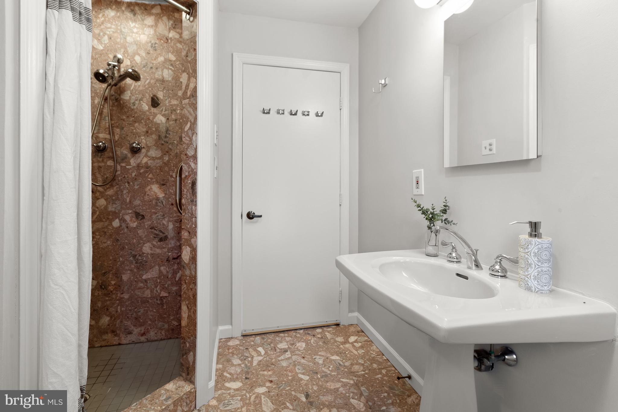 820 Bellemore Road Baltimore, MD 21210 - Photo 32 of 74 Second Full Bathroom